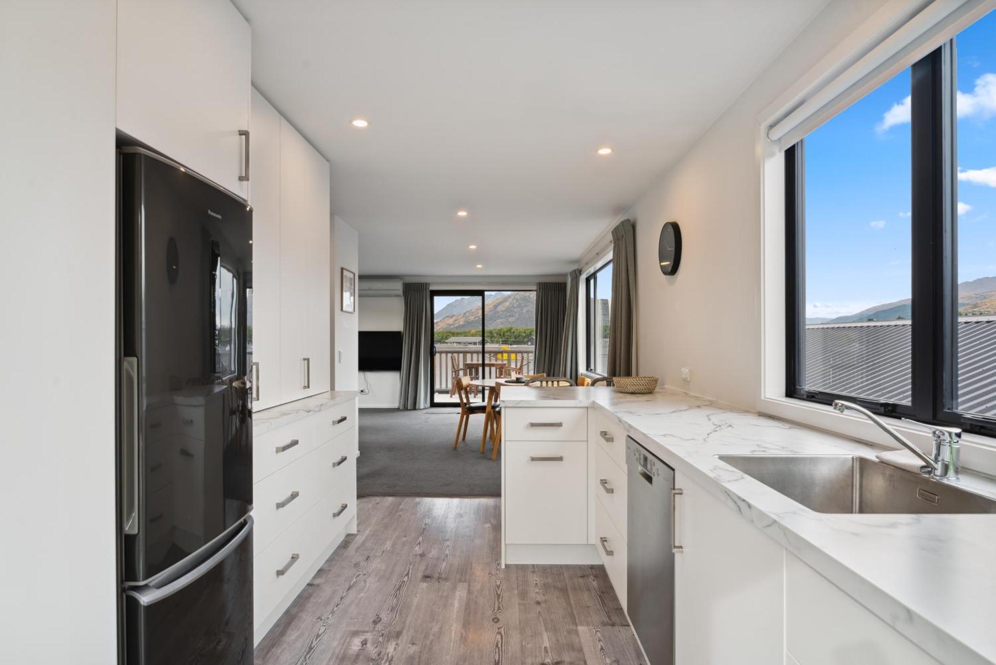 Modern Apartment With Coronet & Remarkables Views Queenstown Exterior foto